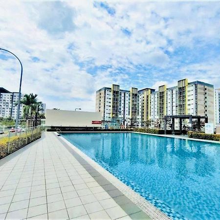 Setia Alam Islamic Homestay Shah Alam Exterior photo